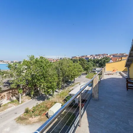 Apartament Maria Lussi